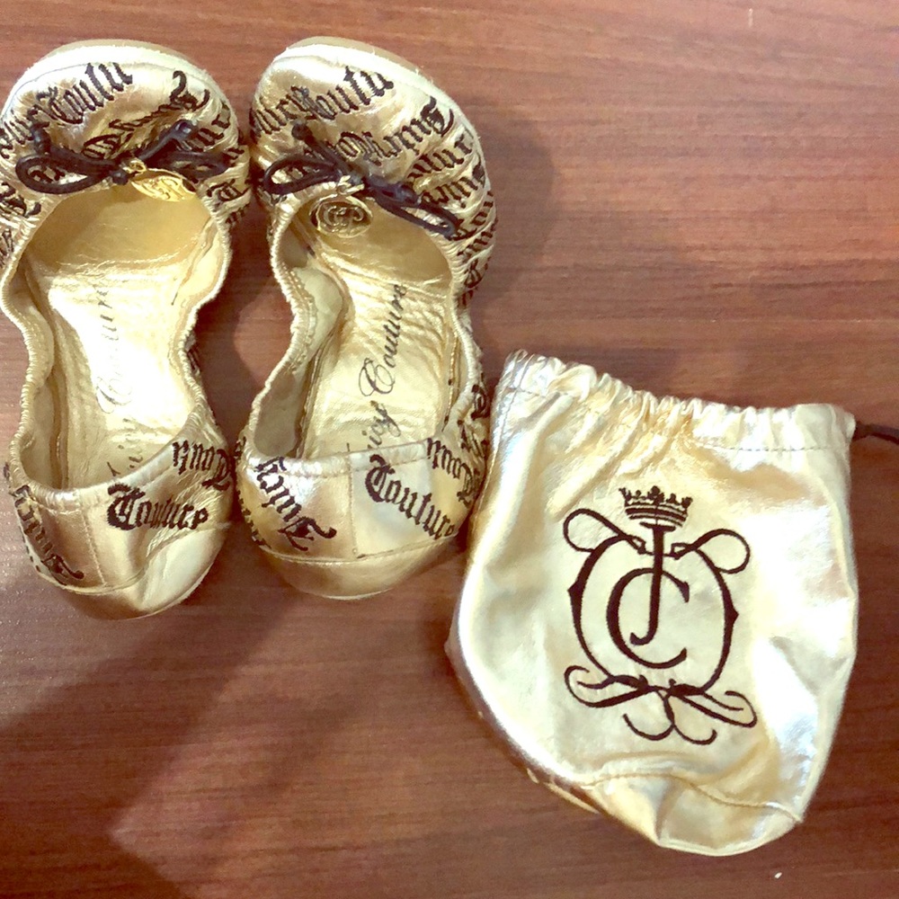 JUICY COUTURE ballet flats